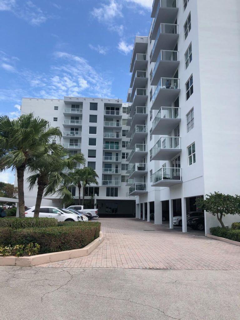 PATRICIAN OF PALM BEACH C - Residential Lease
