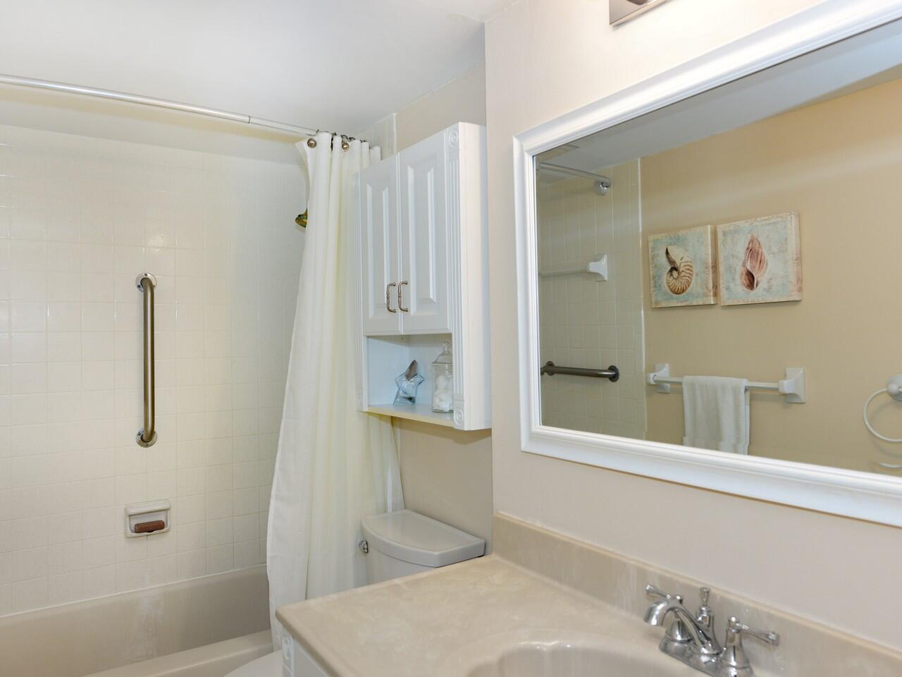 PATRICIAN OF PALM BEACH C - Residential Lease