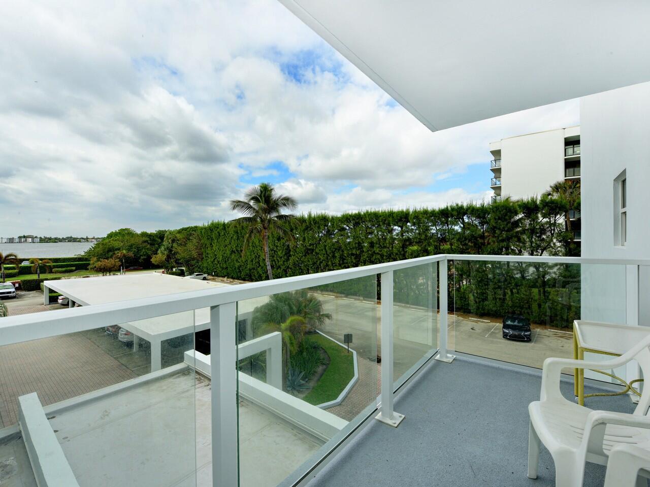 PATRICIAN OF PALM BEACH C - Residential Lease