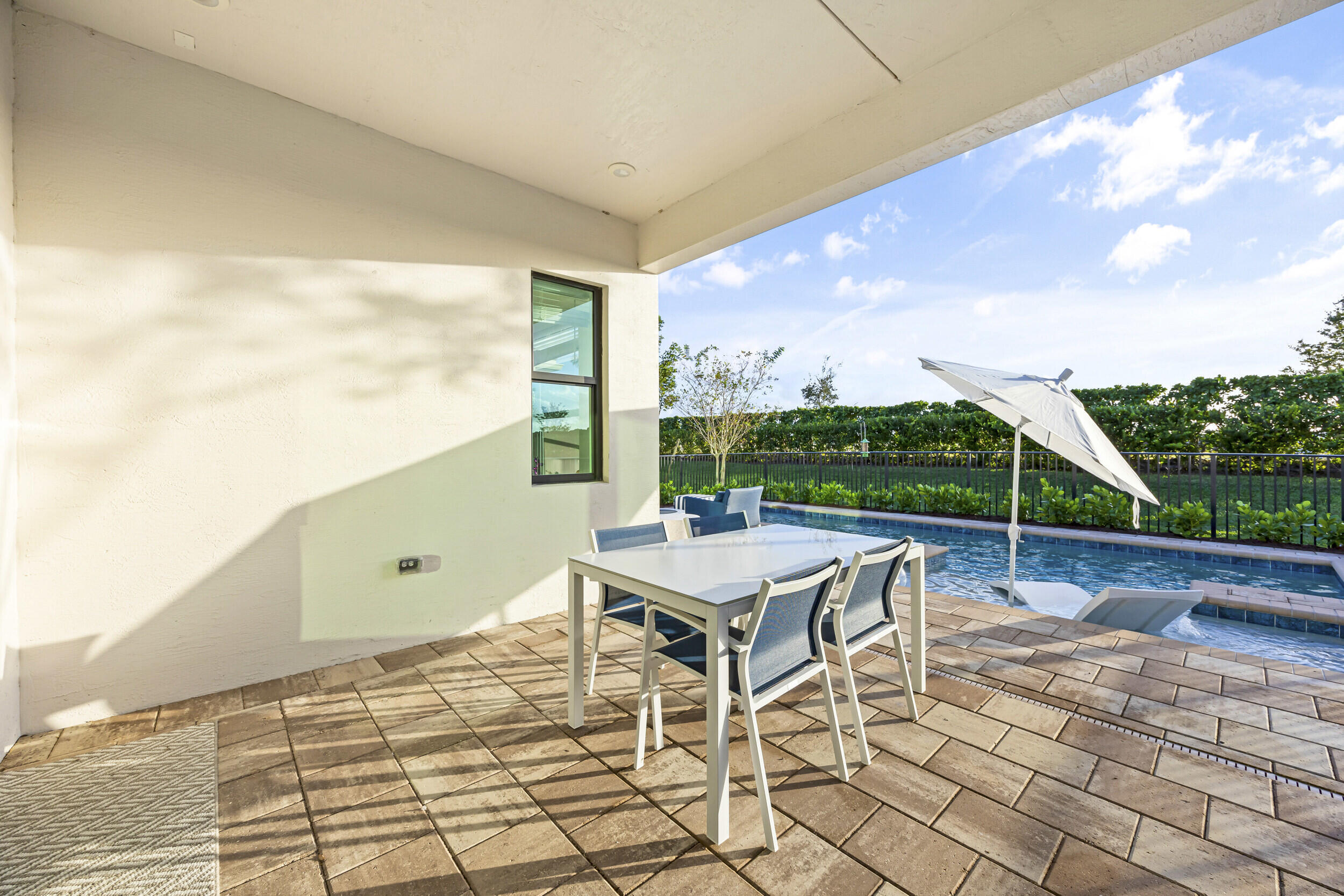 CRESSWIND PALM BEACH PHASE 3 - Residential
