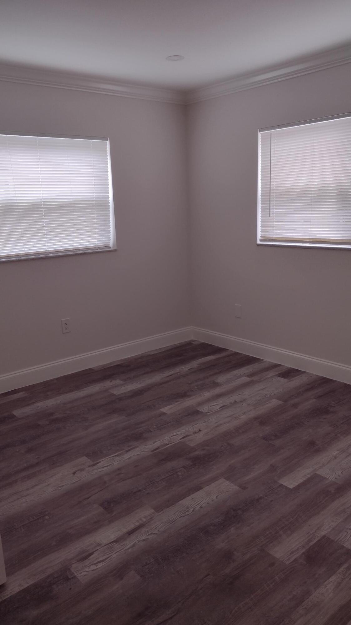 SANDALFOOT COVE SEC 2 - Residential