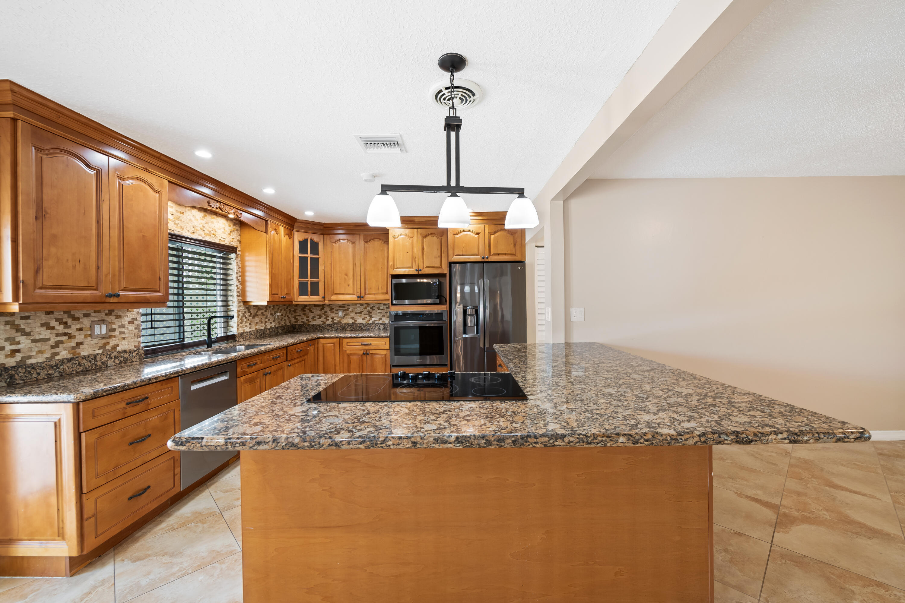 8478 NW 14th Court