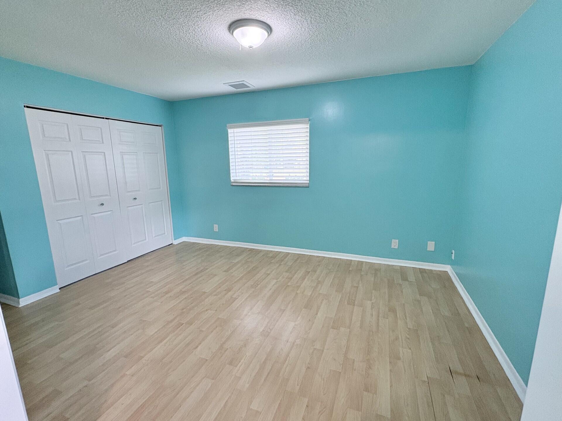 RAMBLEWOOD - Residential