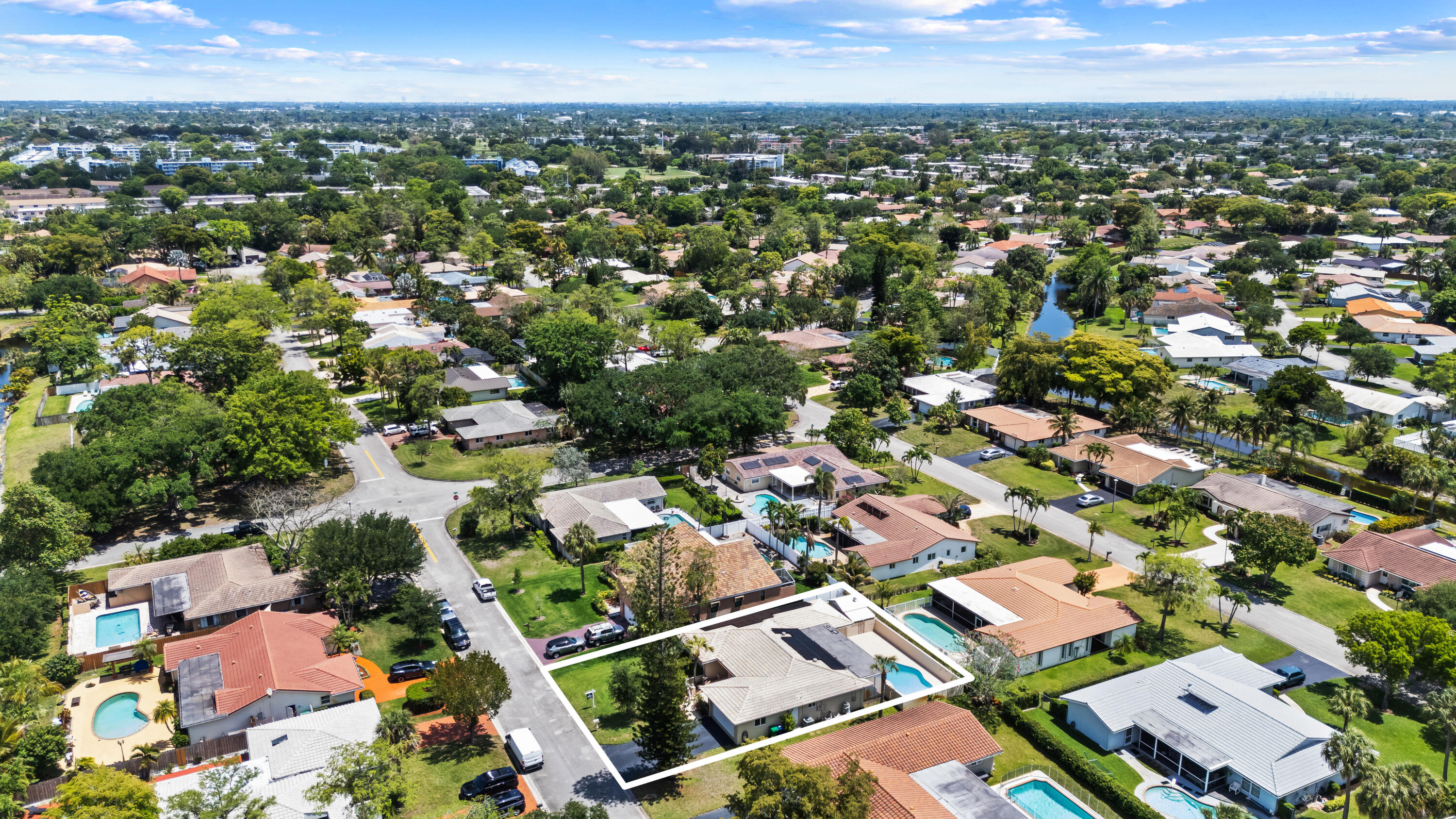 RAMBLEWOOD - Residential