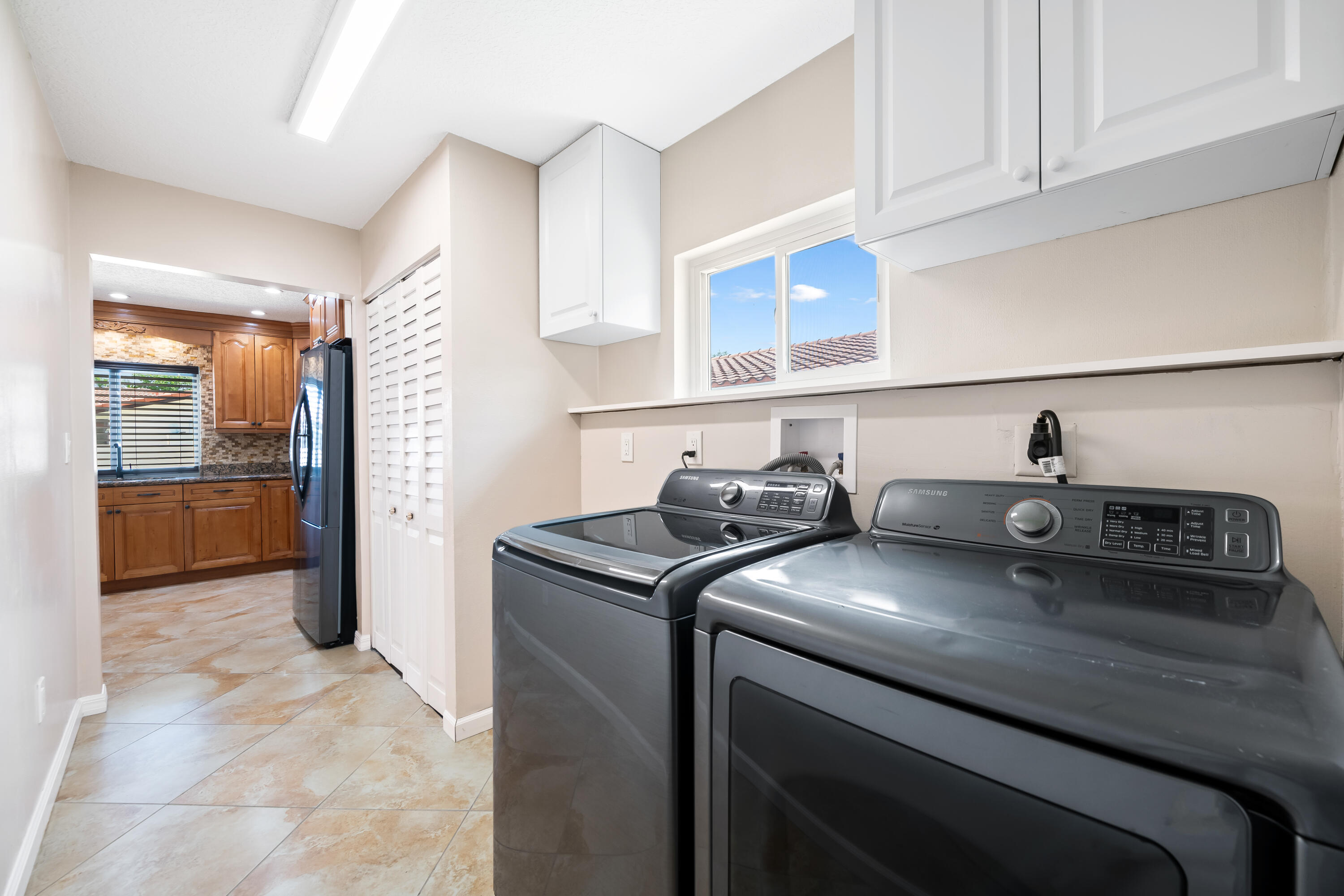 RAMBLEWOOD - Residential