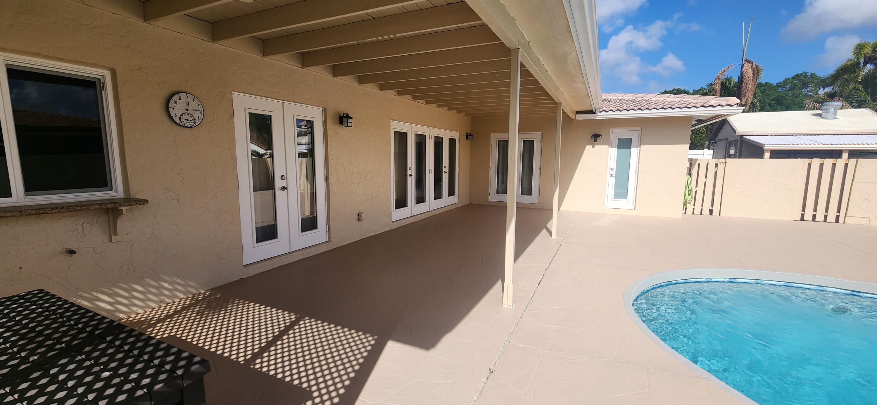 8478 NW 14th Court, Coral Springs, FL, 33071/$675,000 3 8478 NW 14th Court