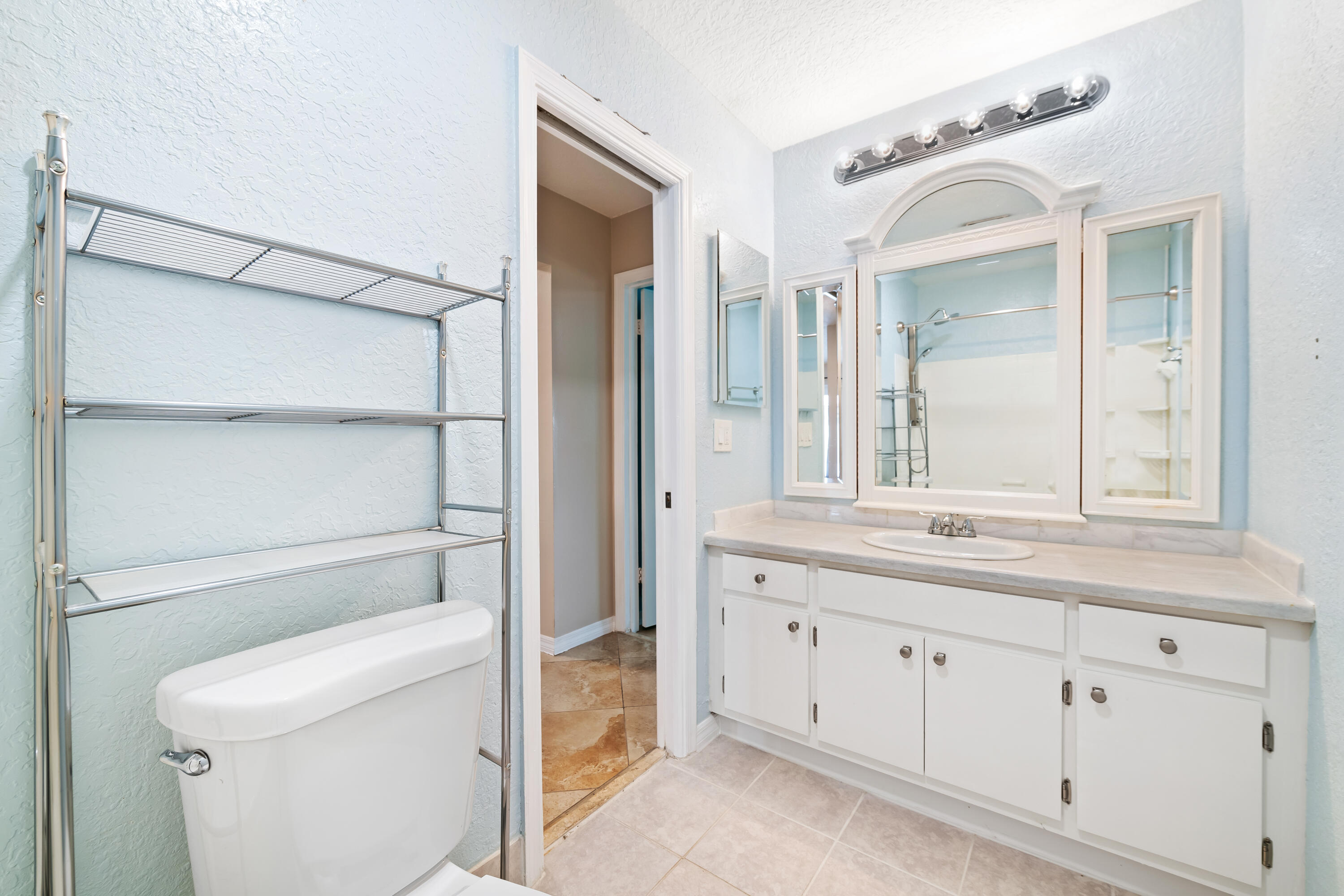 RAMBLEWOOD - Residential