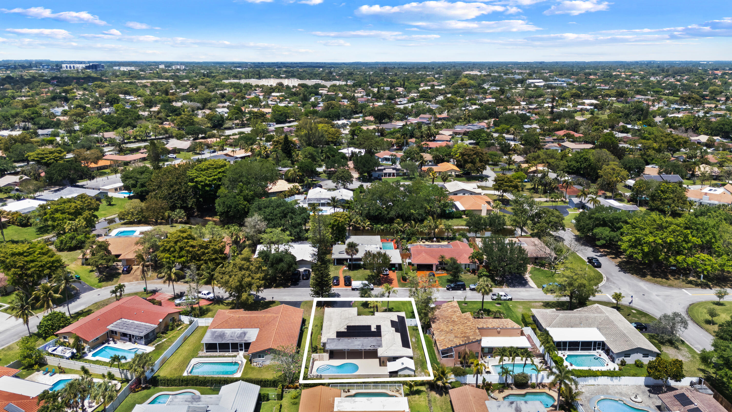 RAMBLEWOOD - Residential