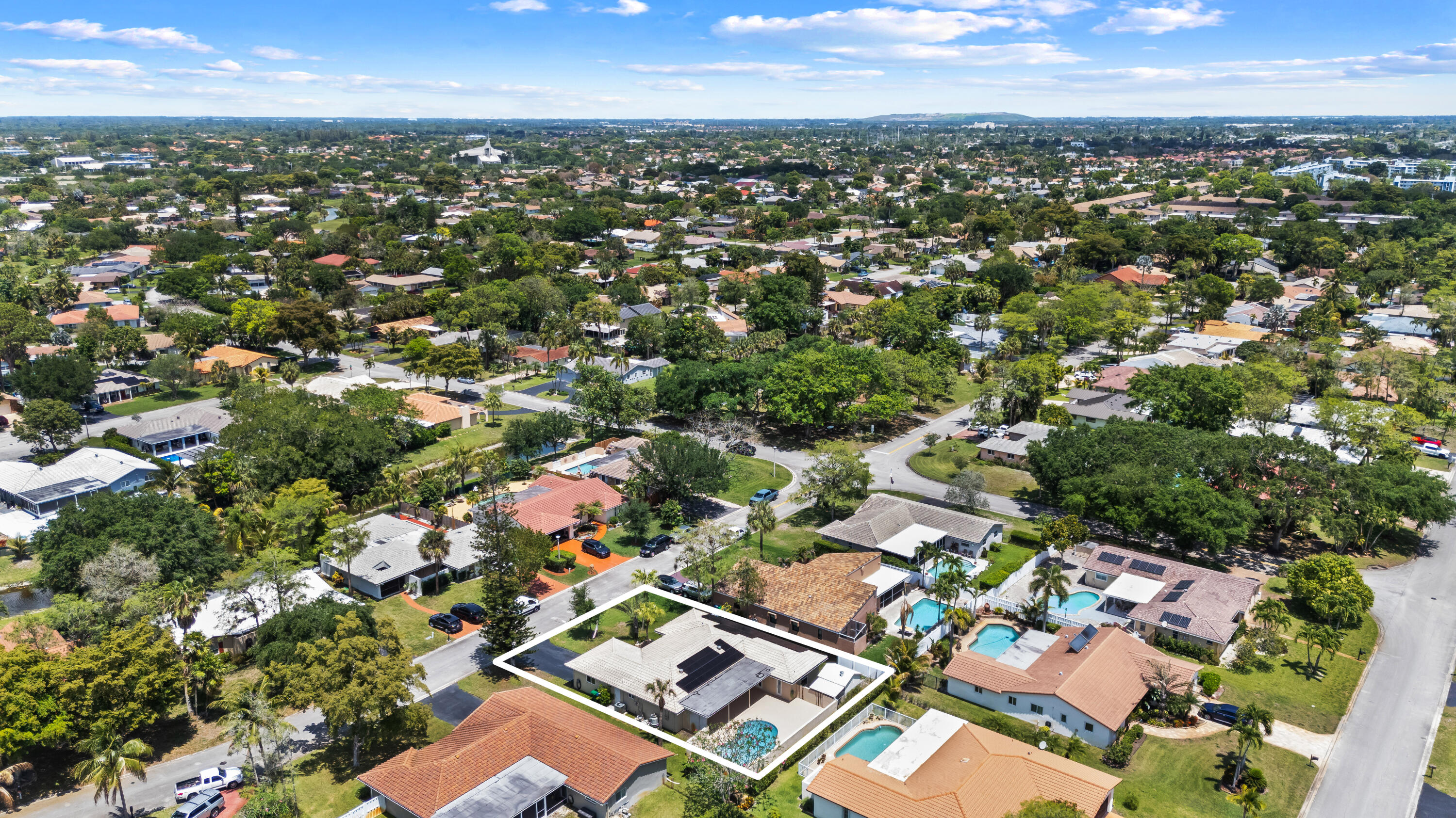 RAMBLEWOOD - Residential