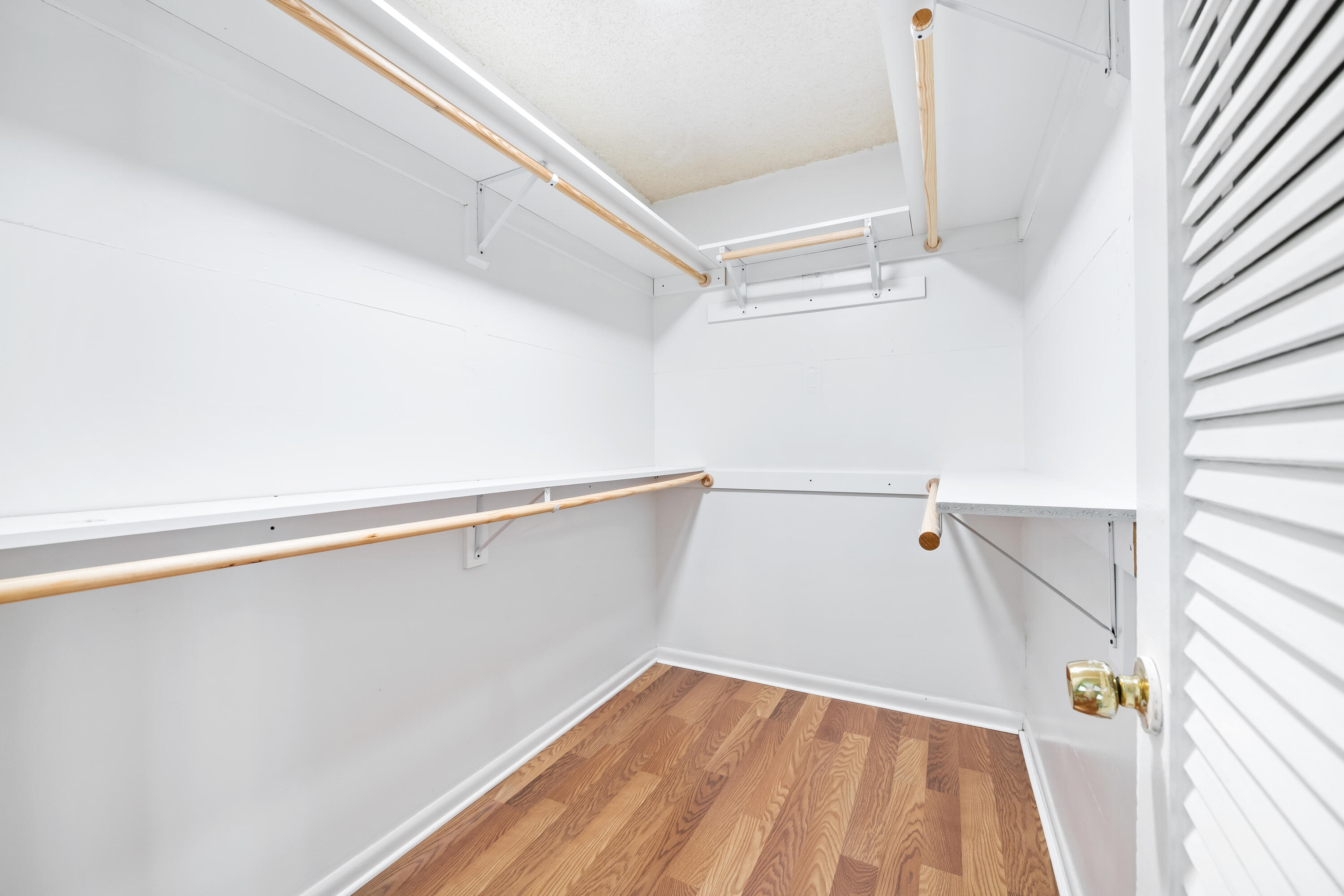 RAMBLEWOOD - Residential