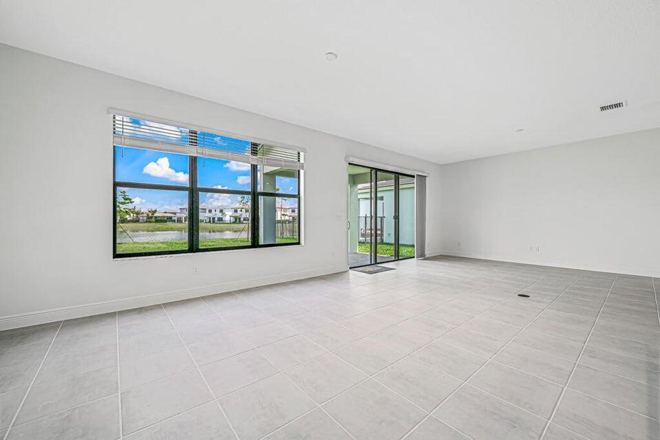 SKY COVE - Residential