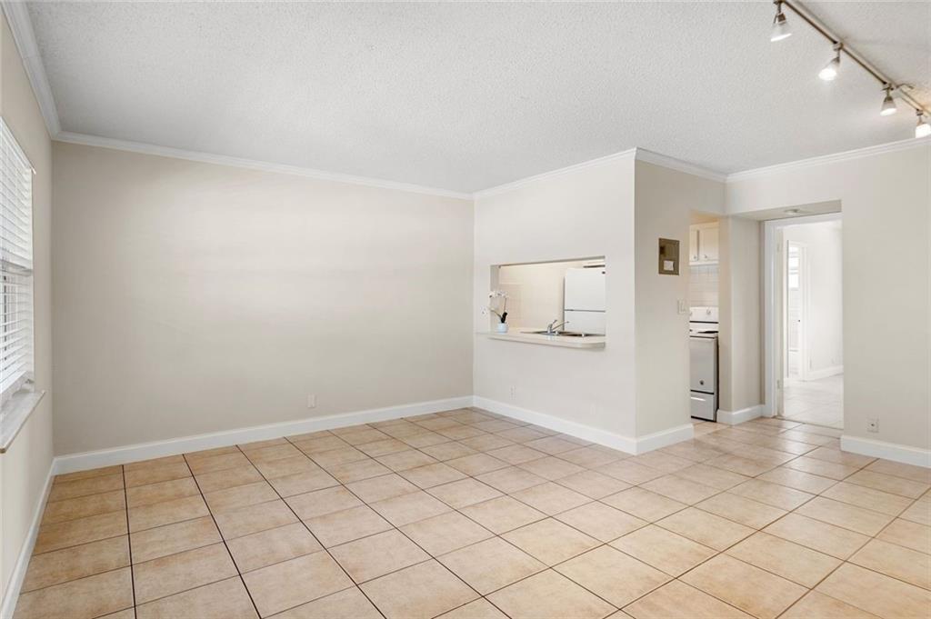 WISTERIA COURT CONDO - Residential
