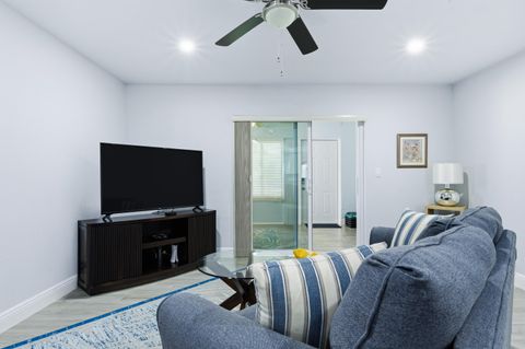 Tiny photo for 586 Laconia Circle, Lake Worth, FL 33467 (MLS # B26016109)