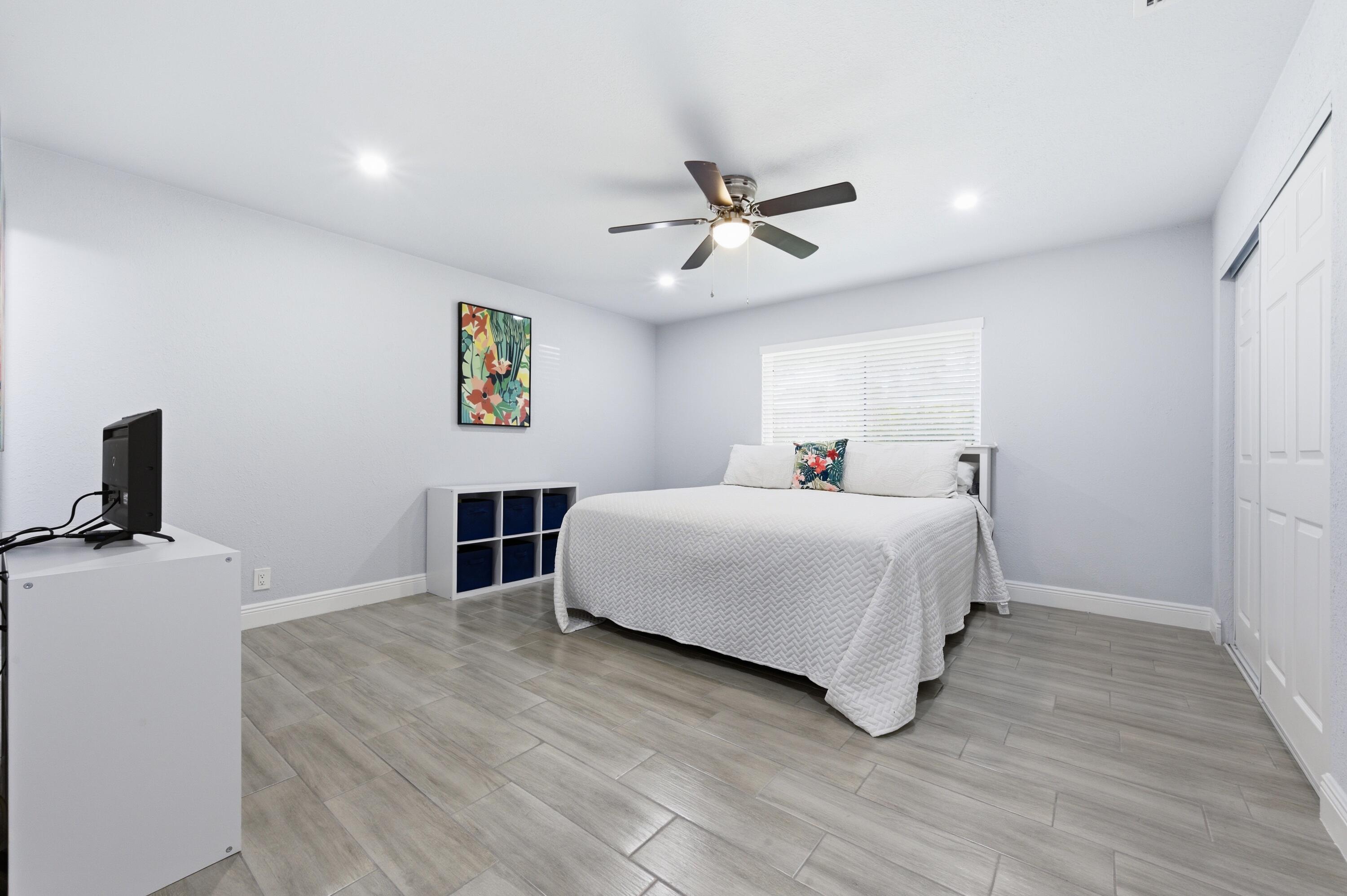 COVERED BRIDGE CONDO - Residential