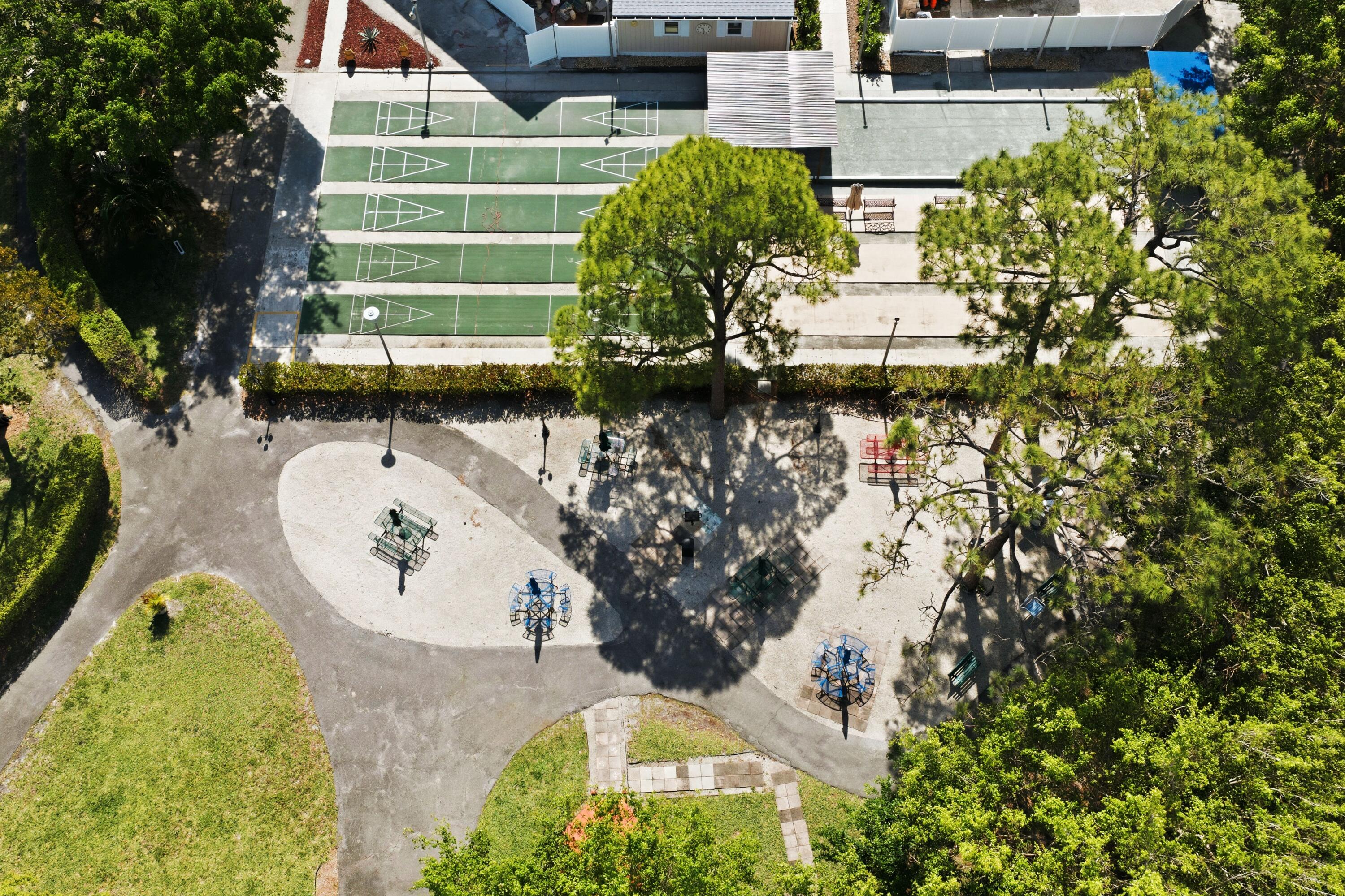 COVERED BRIDGE CONDO - Residential