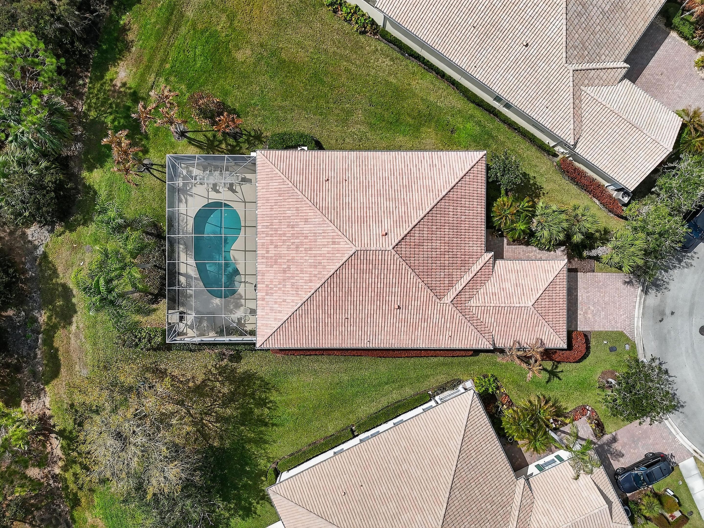 730070 Retreat Ph Single Family - Residential