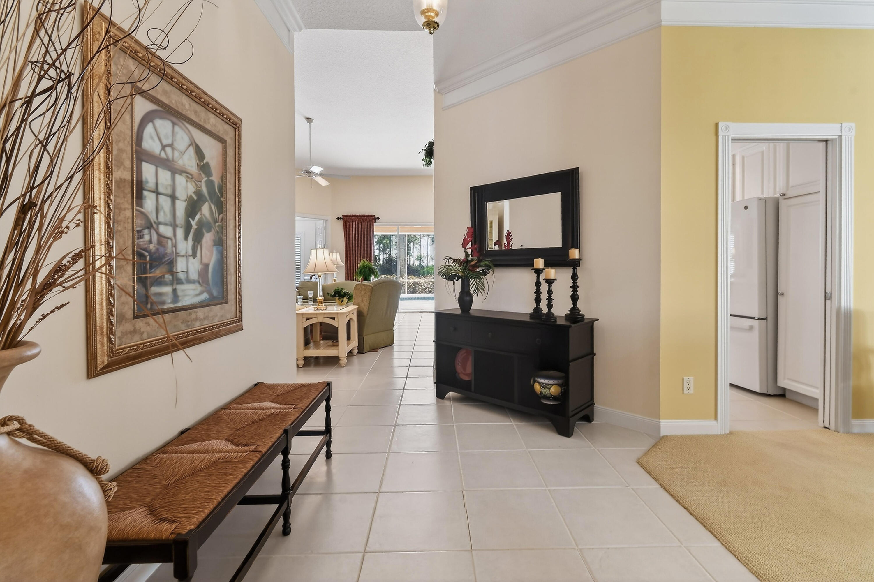 730070 Retreat Ph Single Family - Residential