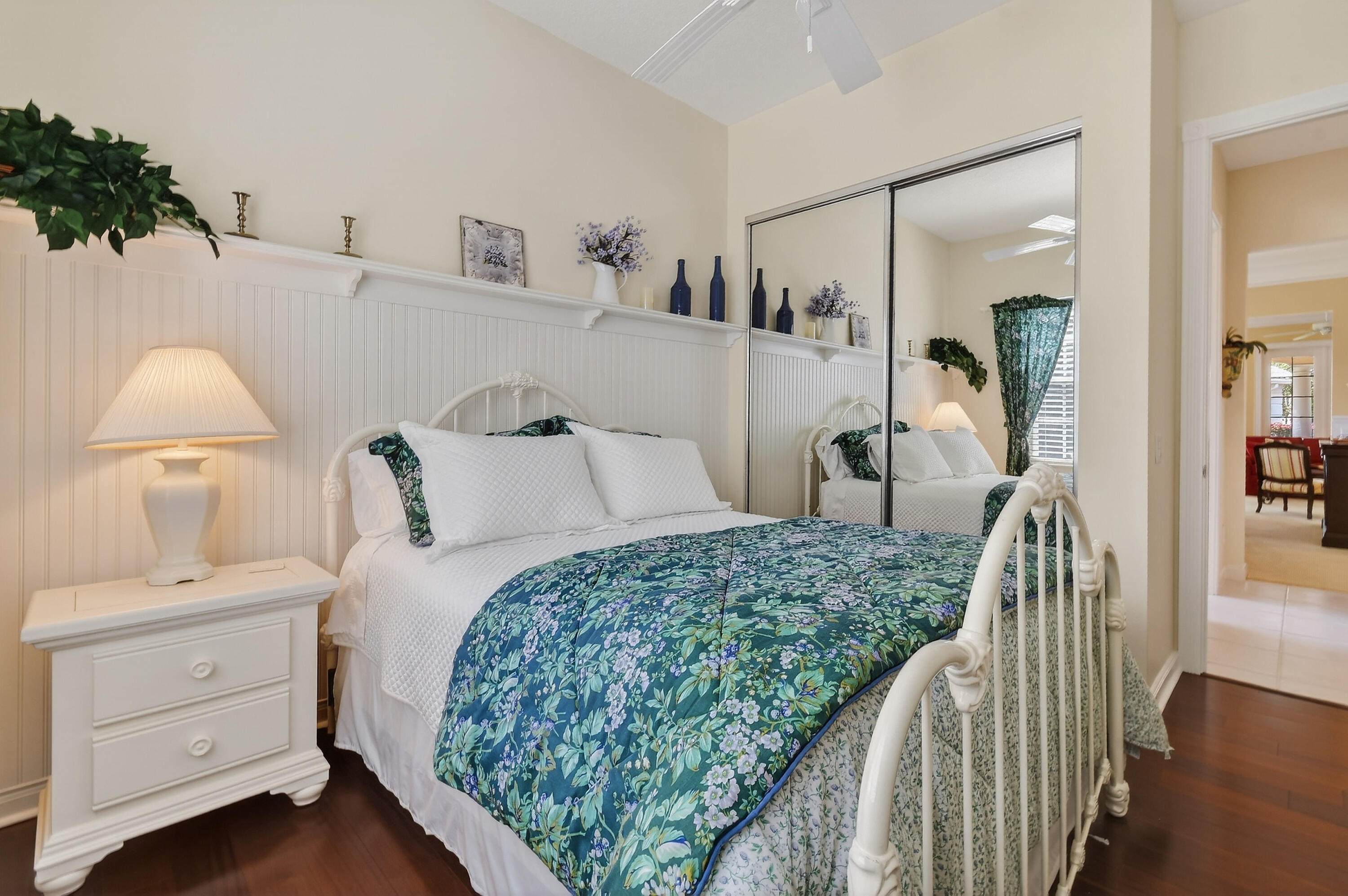 730070 Retreat Ph Single Family - Residential