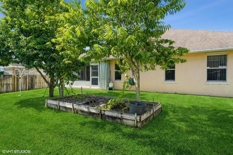 A home in Port St Lucie