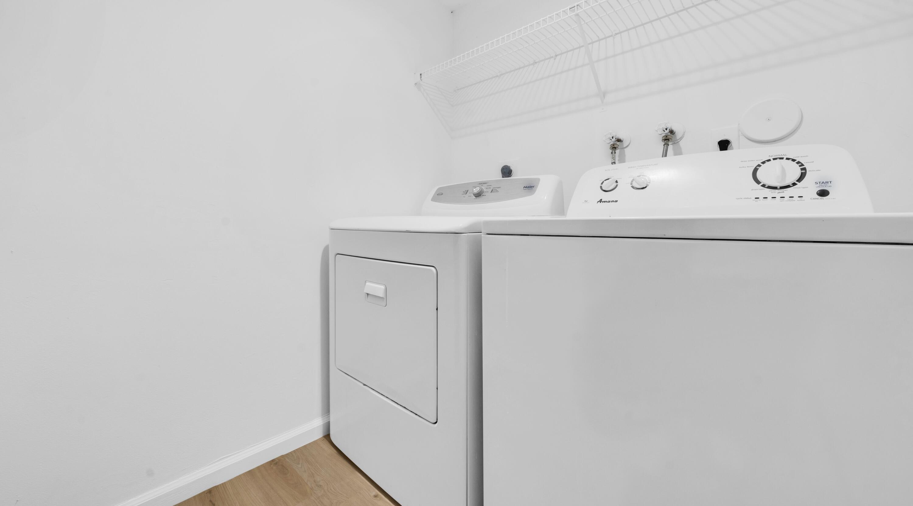 LANDINGS - Residential