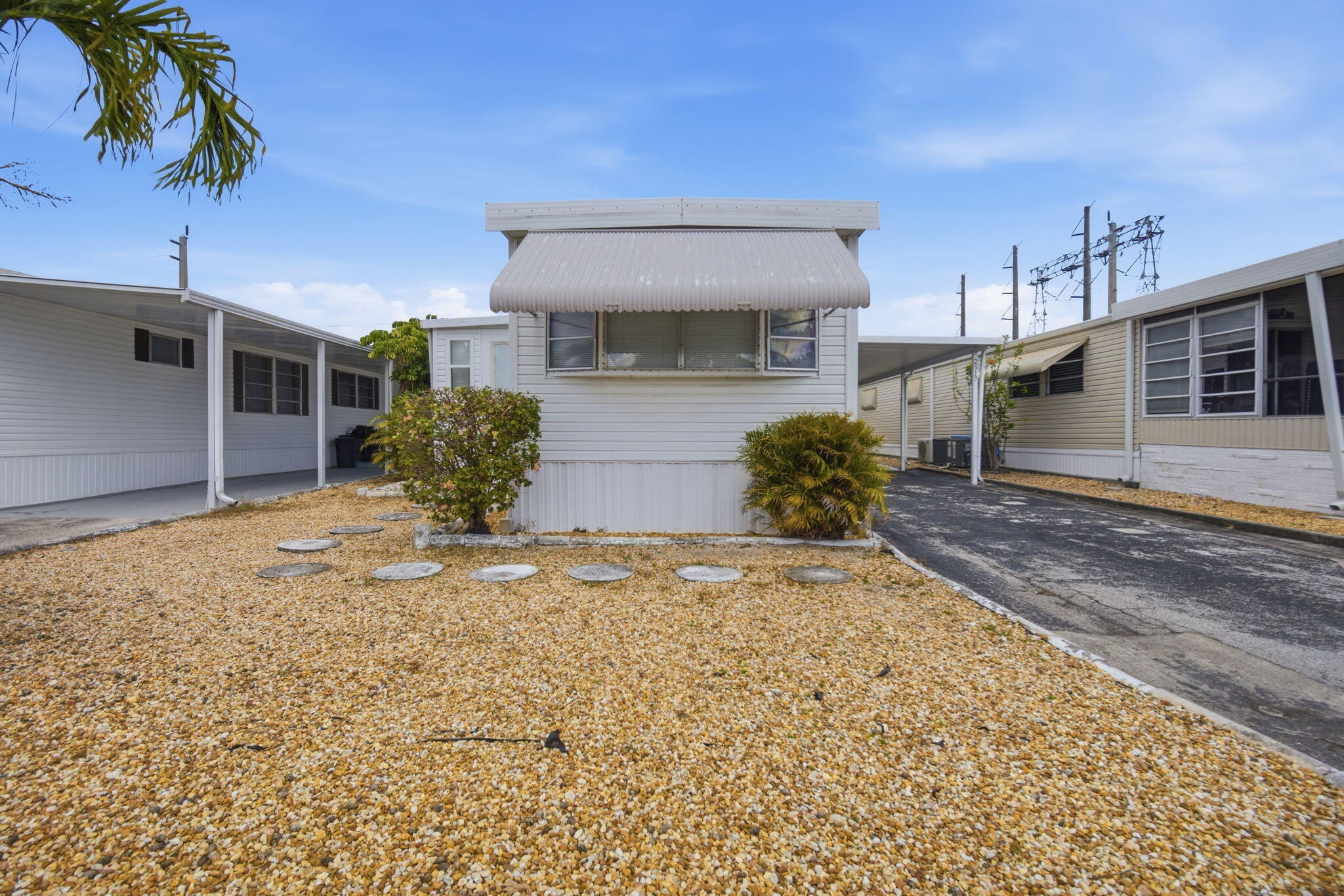 RAVENSWOOD ESTATES & MARINAS - Residential