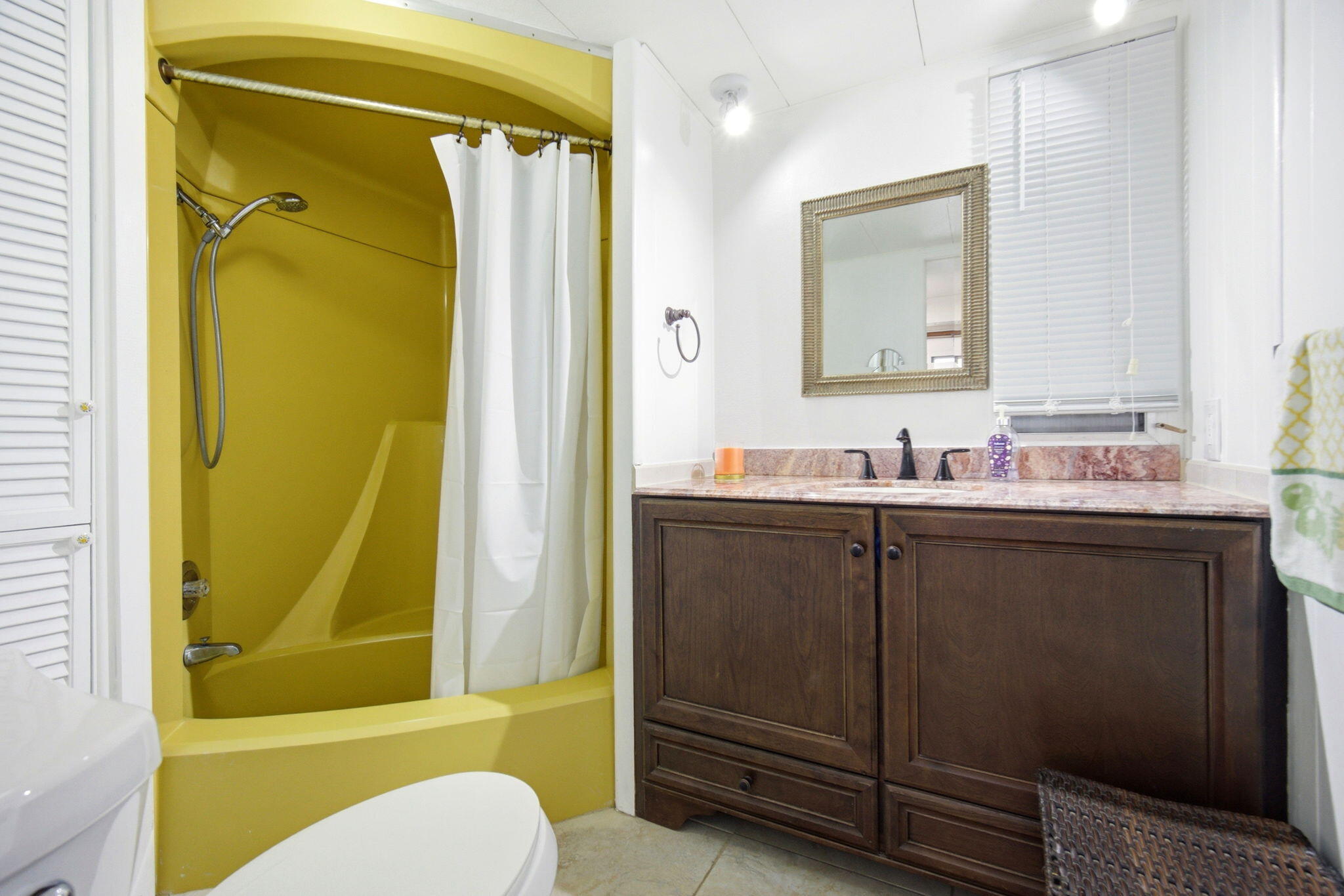 RAVENSWOOD ESTATES & MARINAS - Residential