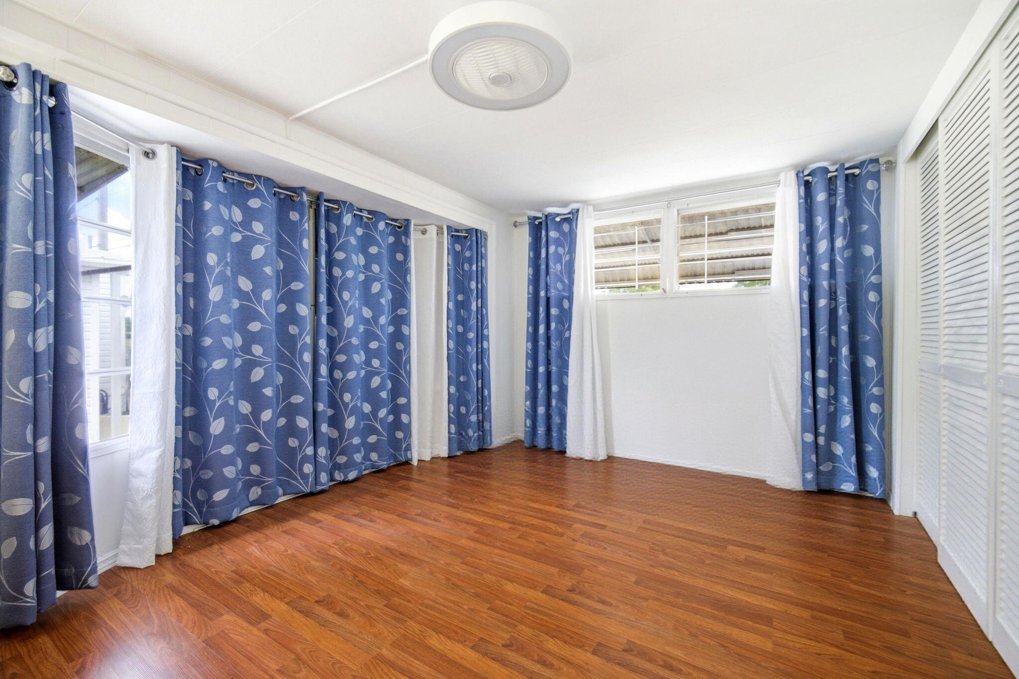 RAVENSWOOD ESTATES & MARINAS - Residential