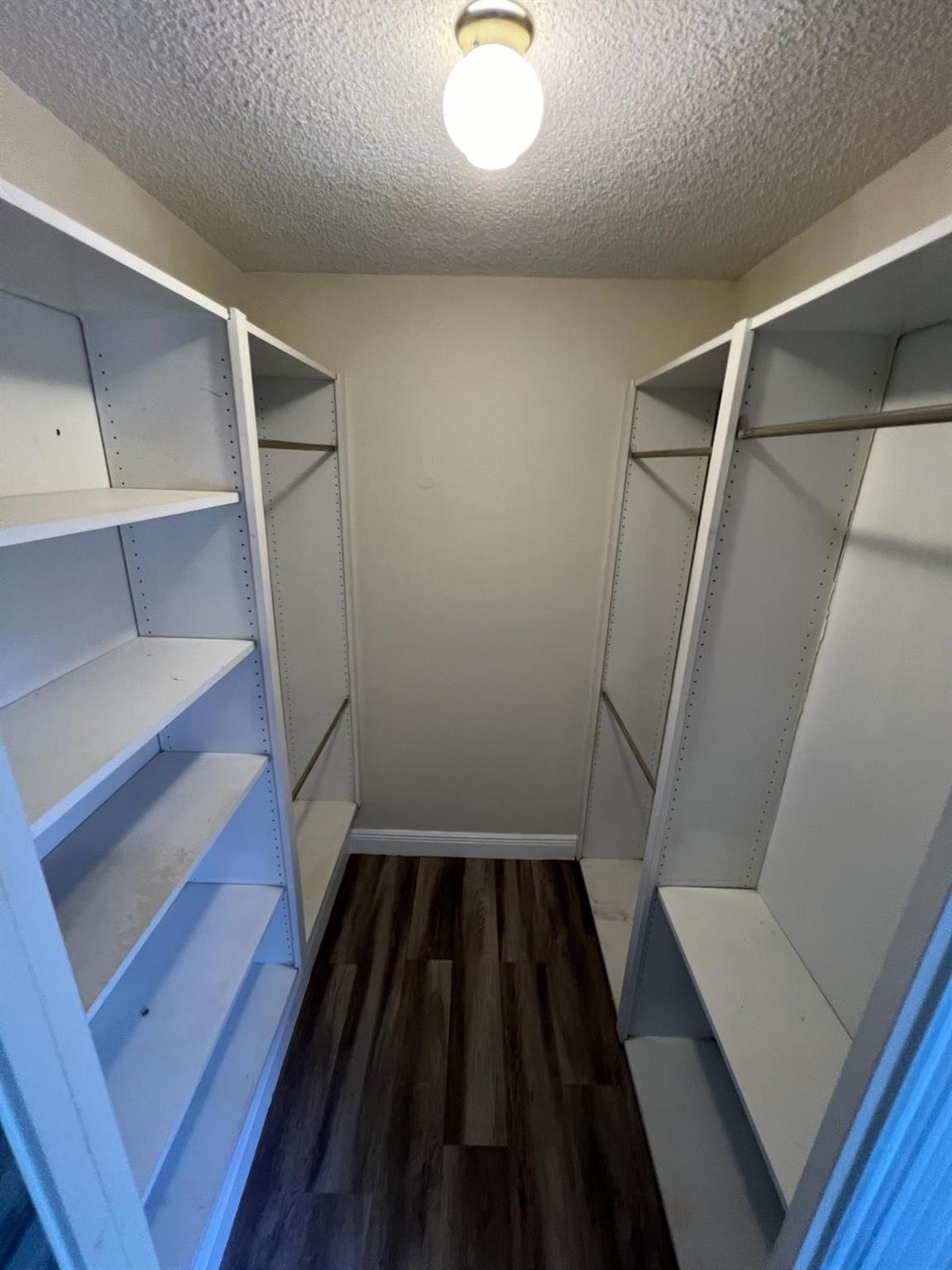 Waterside Luxury - Residential Lease