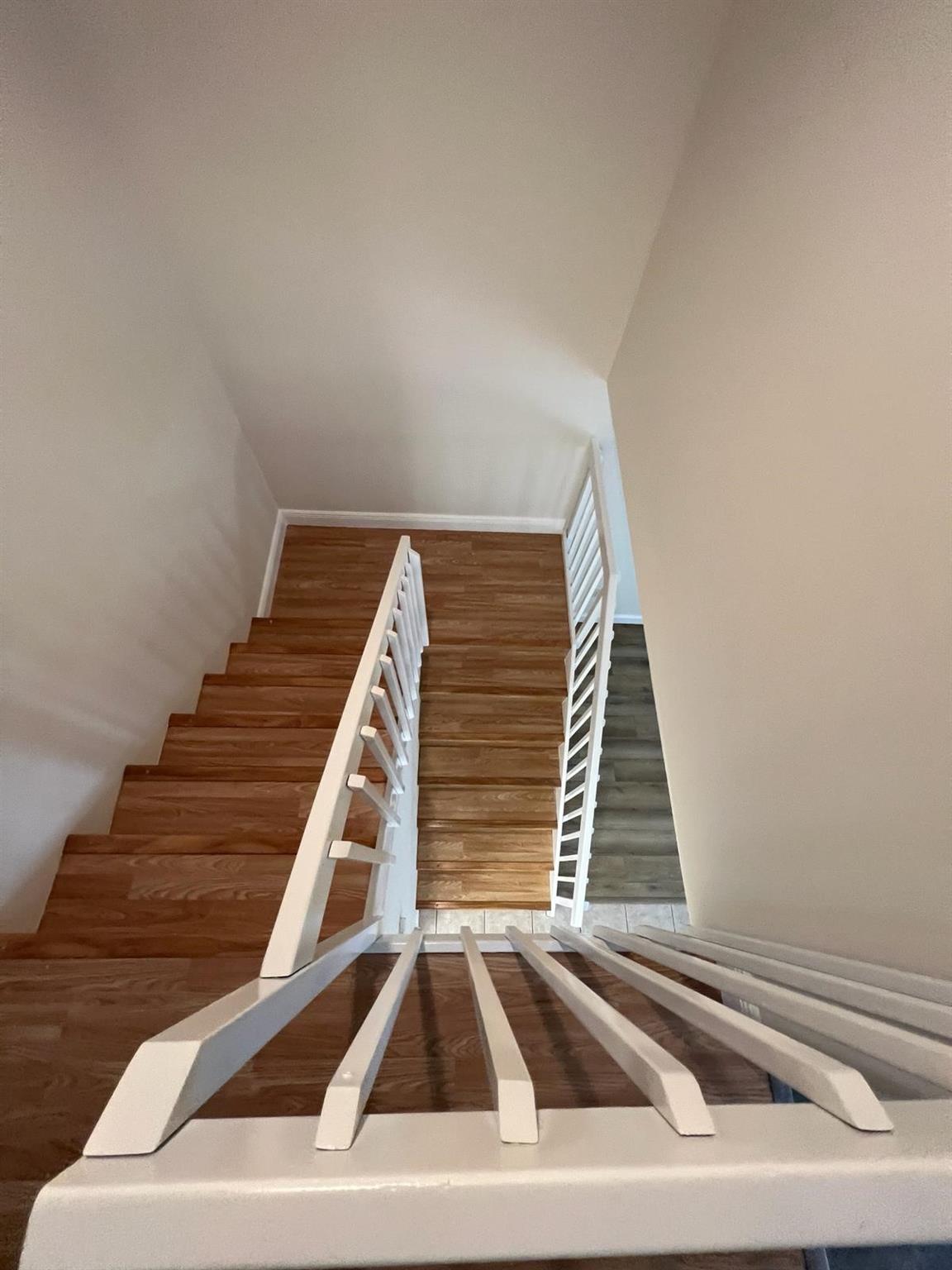 Waterside Luxury - Residential Lease