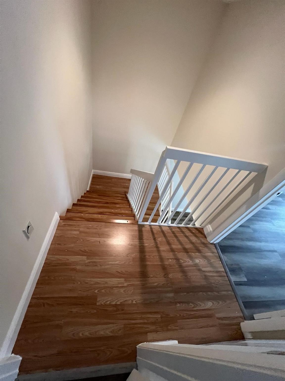 Waterside Luxury - Residential Lease