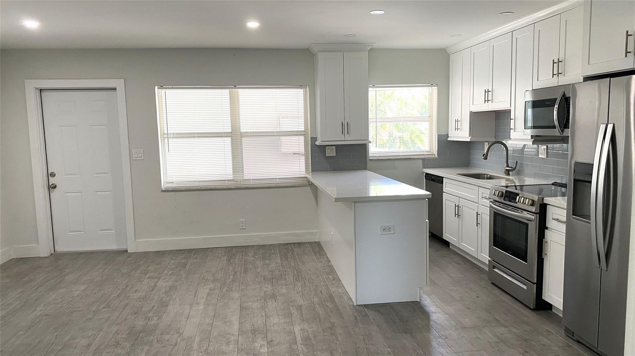 Vun Dutch - Residential Lease