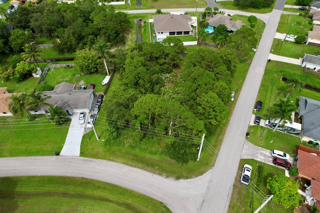 Photo of 2191 SW Burlington Street, Port Saint Lucie, FL 34953 (MLS # R10904412)