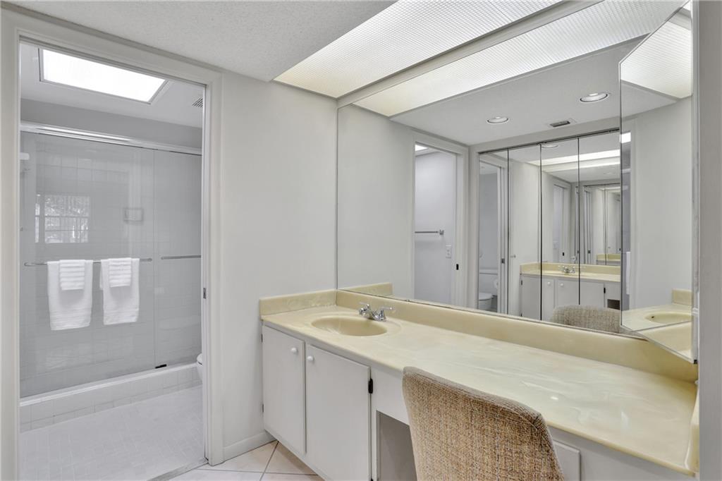 Cayman - Residential