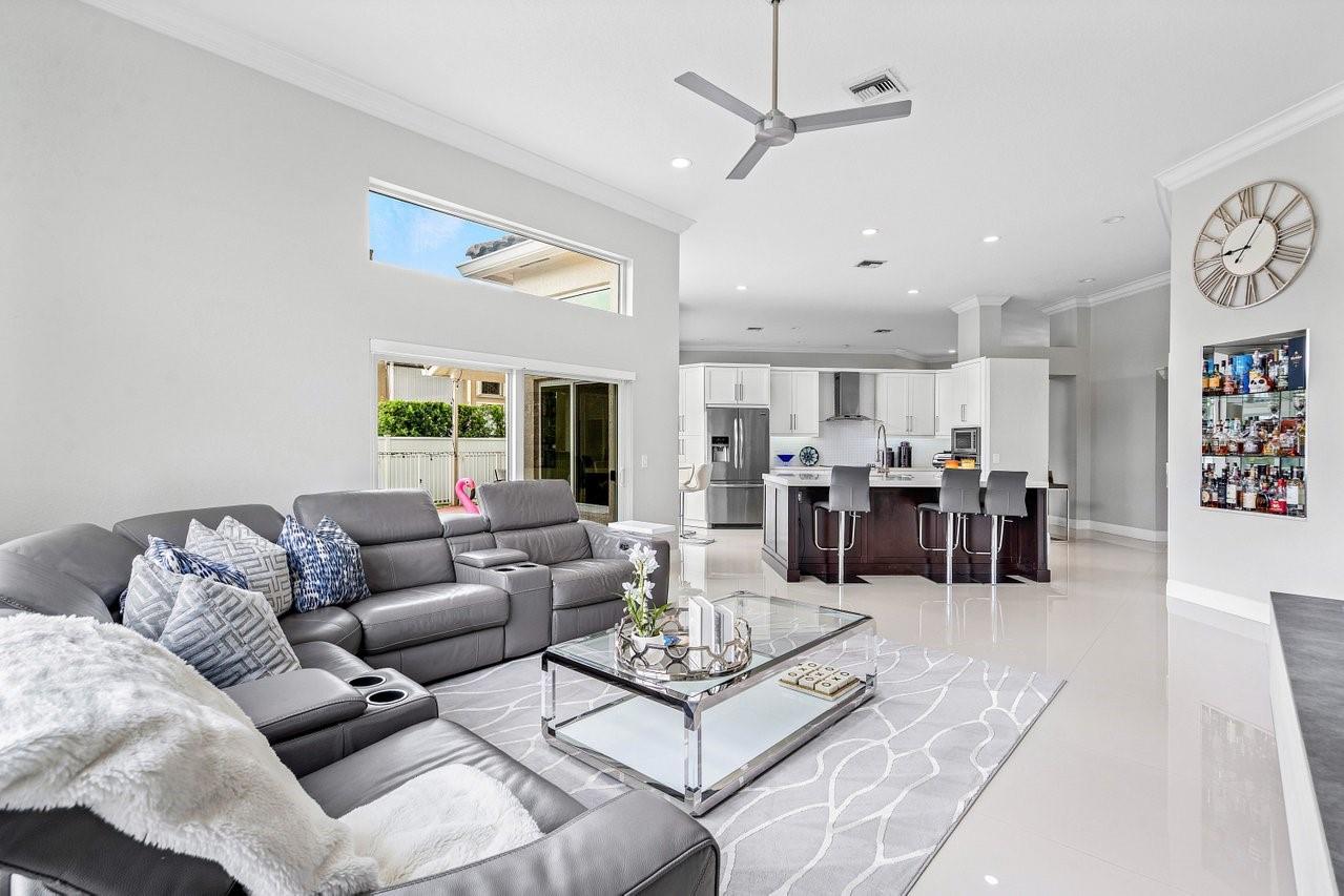 Brookside North 154-39 B - Residential