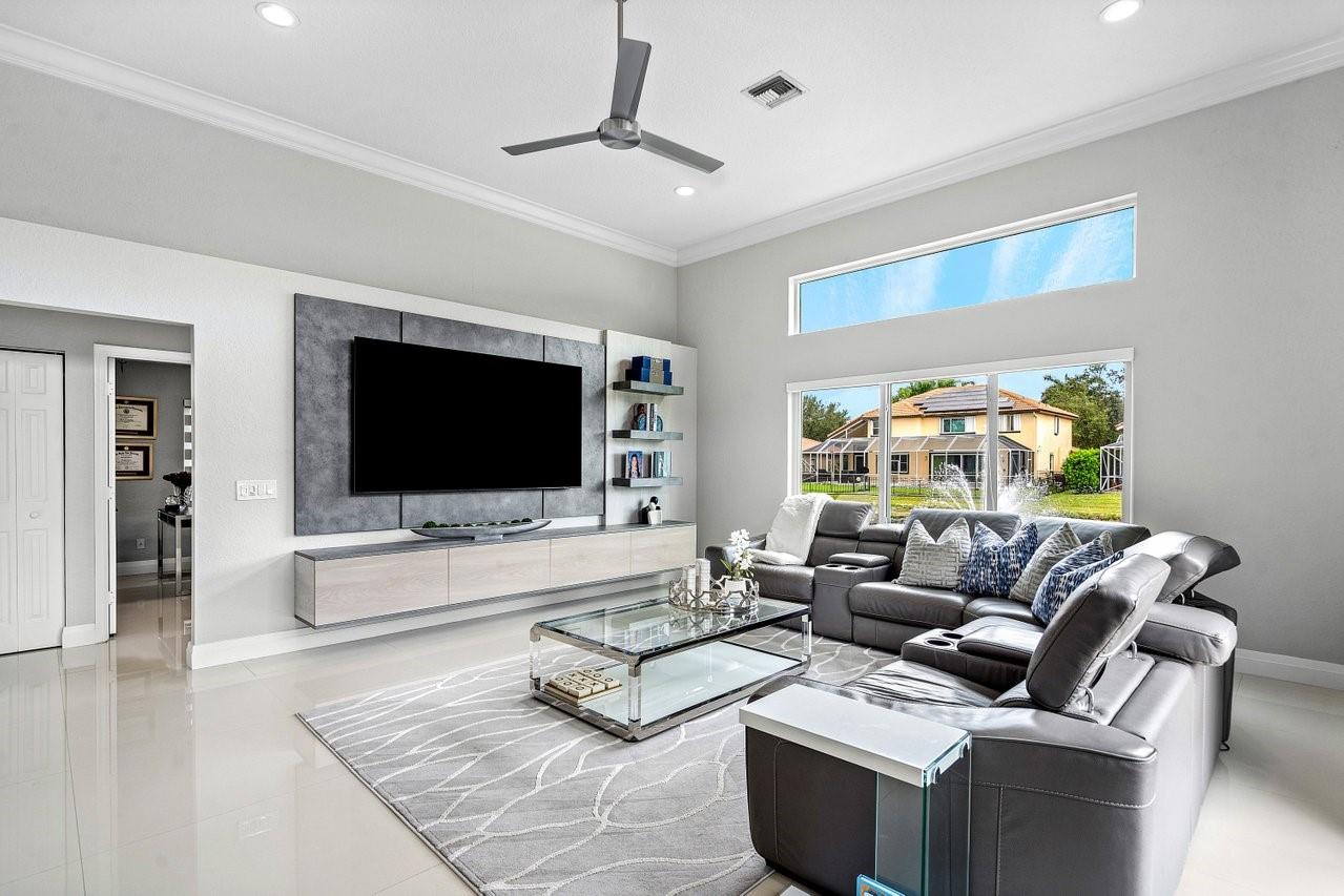 Brookside North 154-39 B - Residential