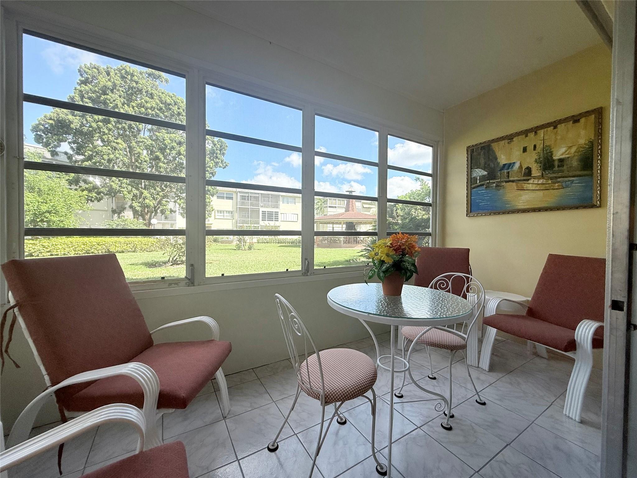 LAUDERHILL EAST - Residential