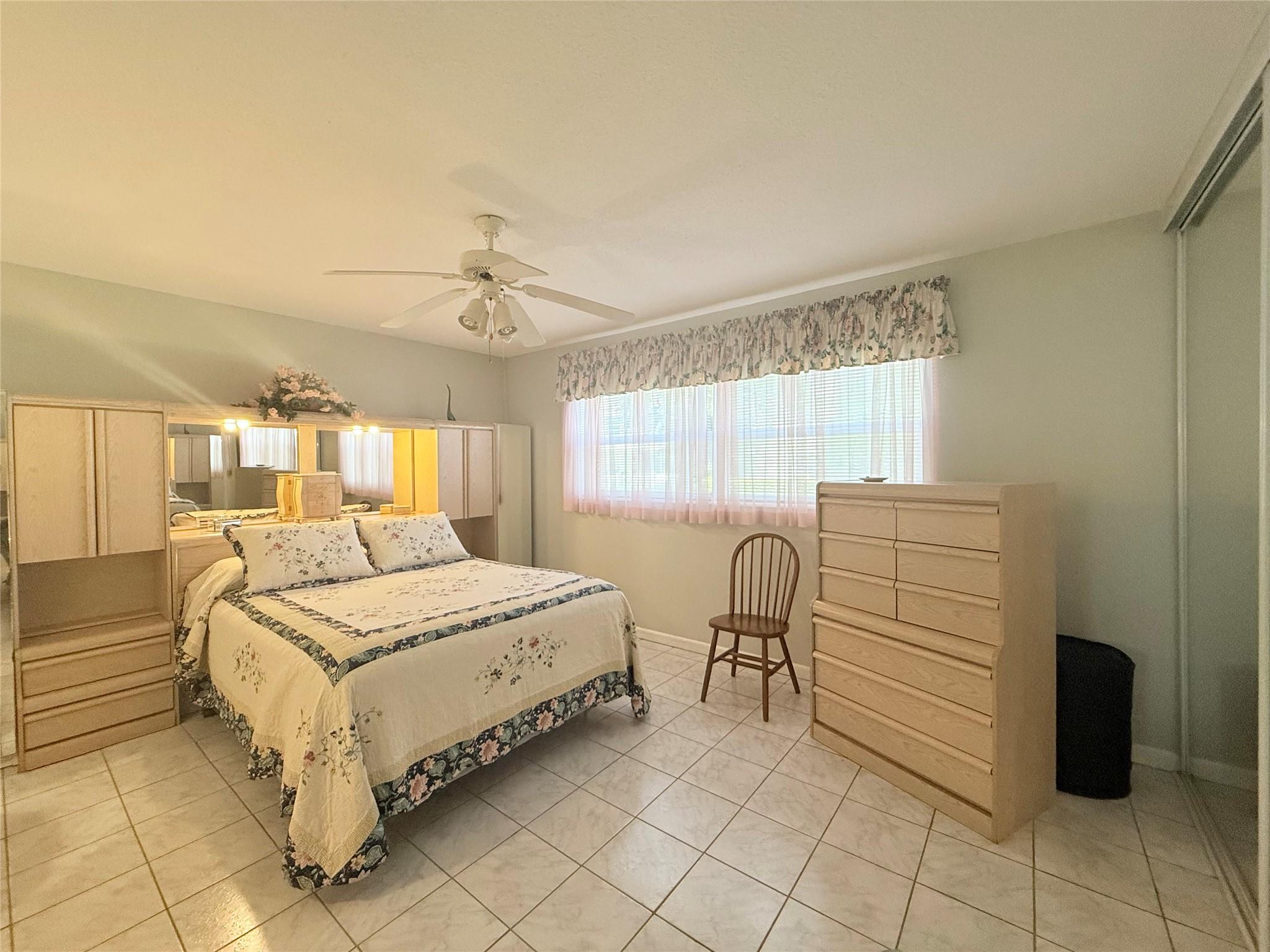 LAUDERHILL EAST - Residential