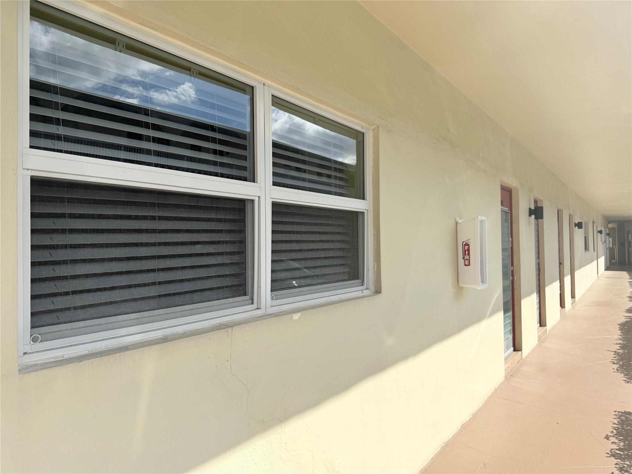 LAUDERHILL EAST - Residential