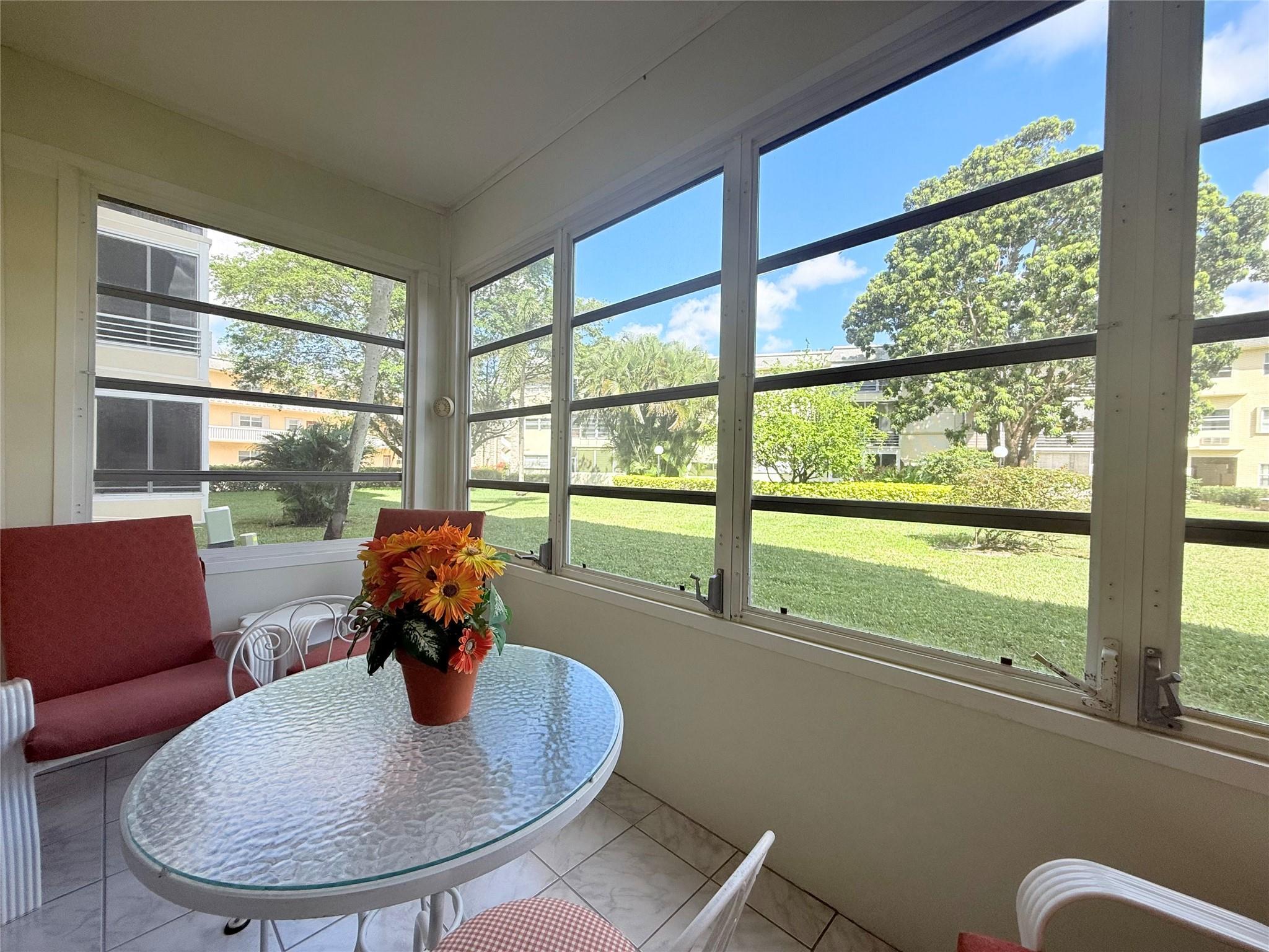 LAUDERHILL EAST - Residential