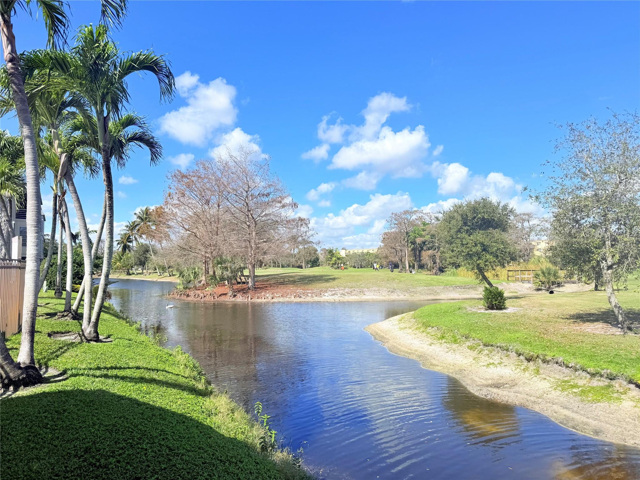LAUDERHILL EAST - Residential