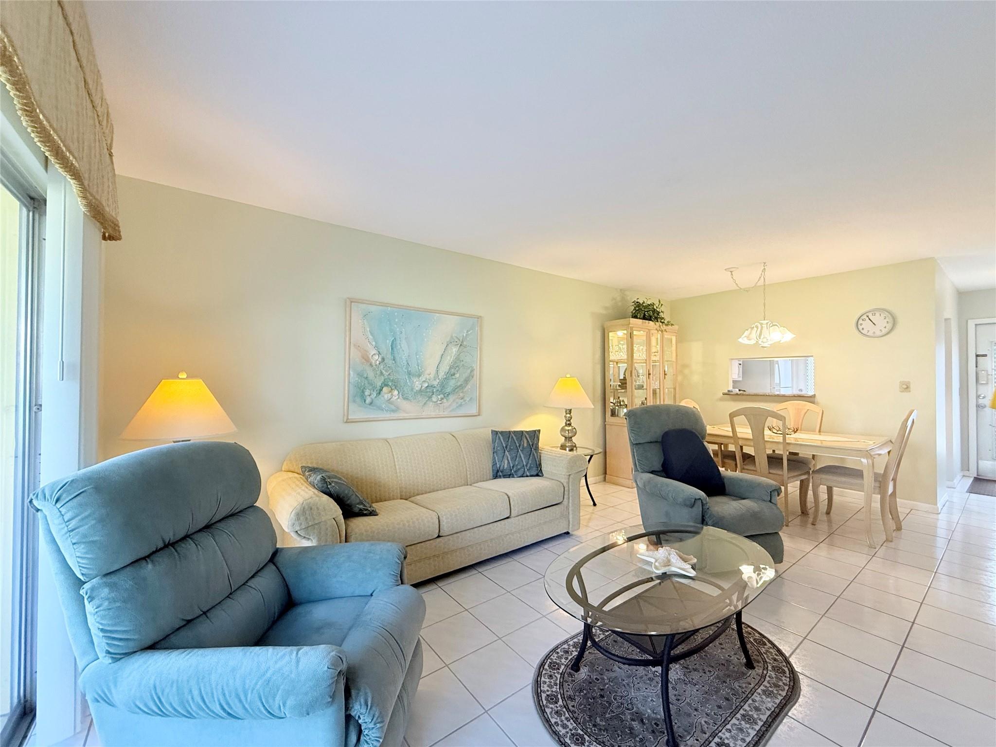 LAUDERHILL EAST - Residential