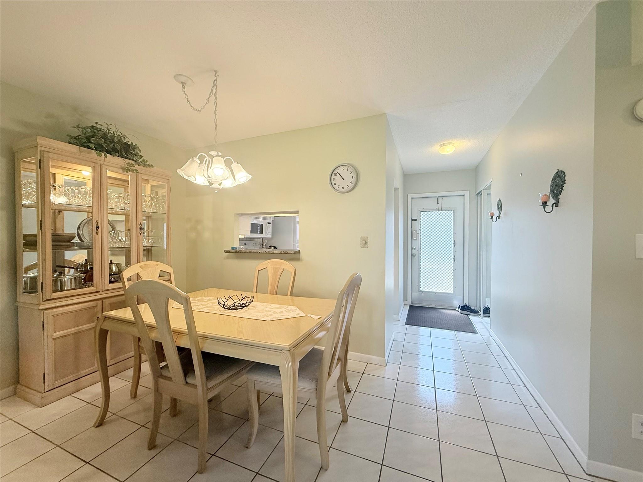 LAUDERHILL EAST - Residential