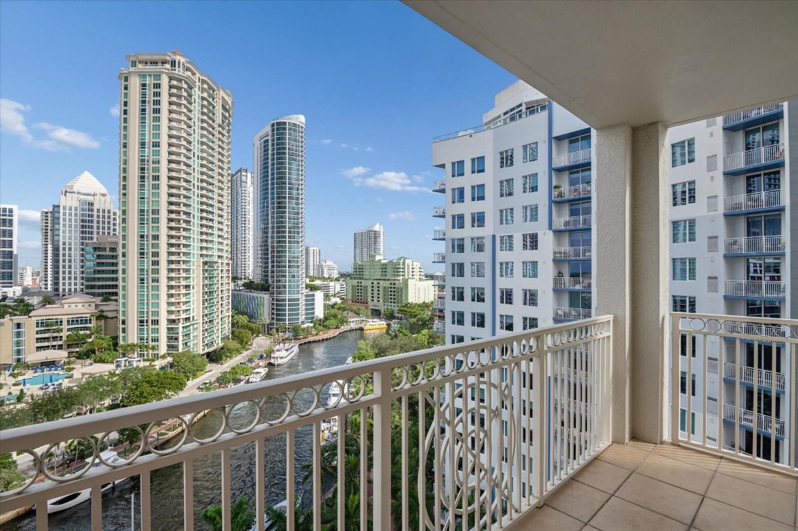 511 SE 5th Avenue 1204