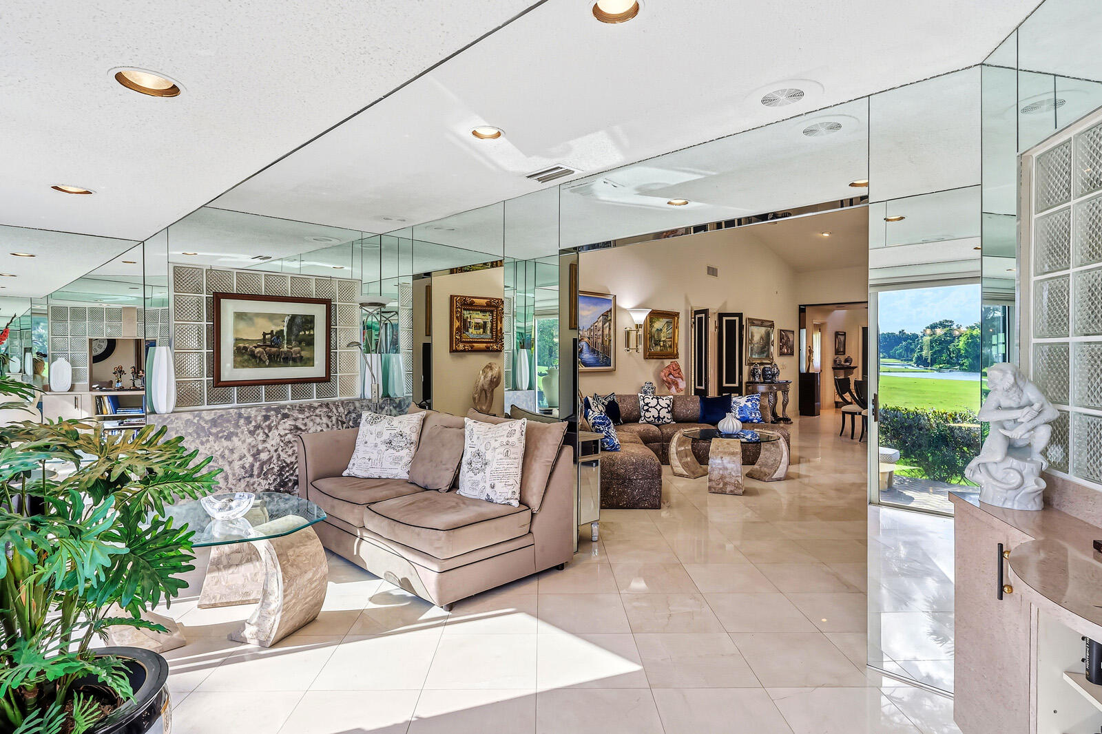 FOUNTAINS - Residential