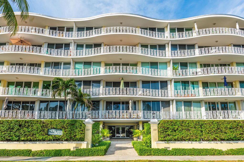 Photo of 227 Australian Avenue #2c, Palm Beach, FL 33480 (MLS # R11167877)