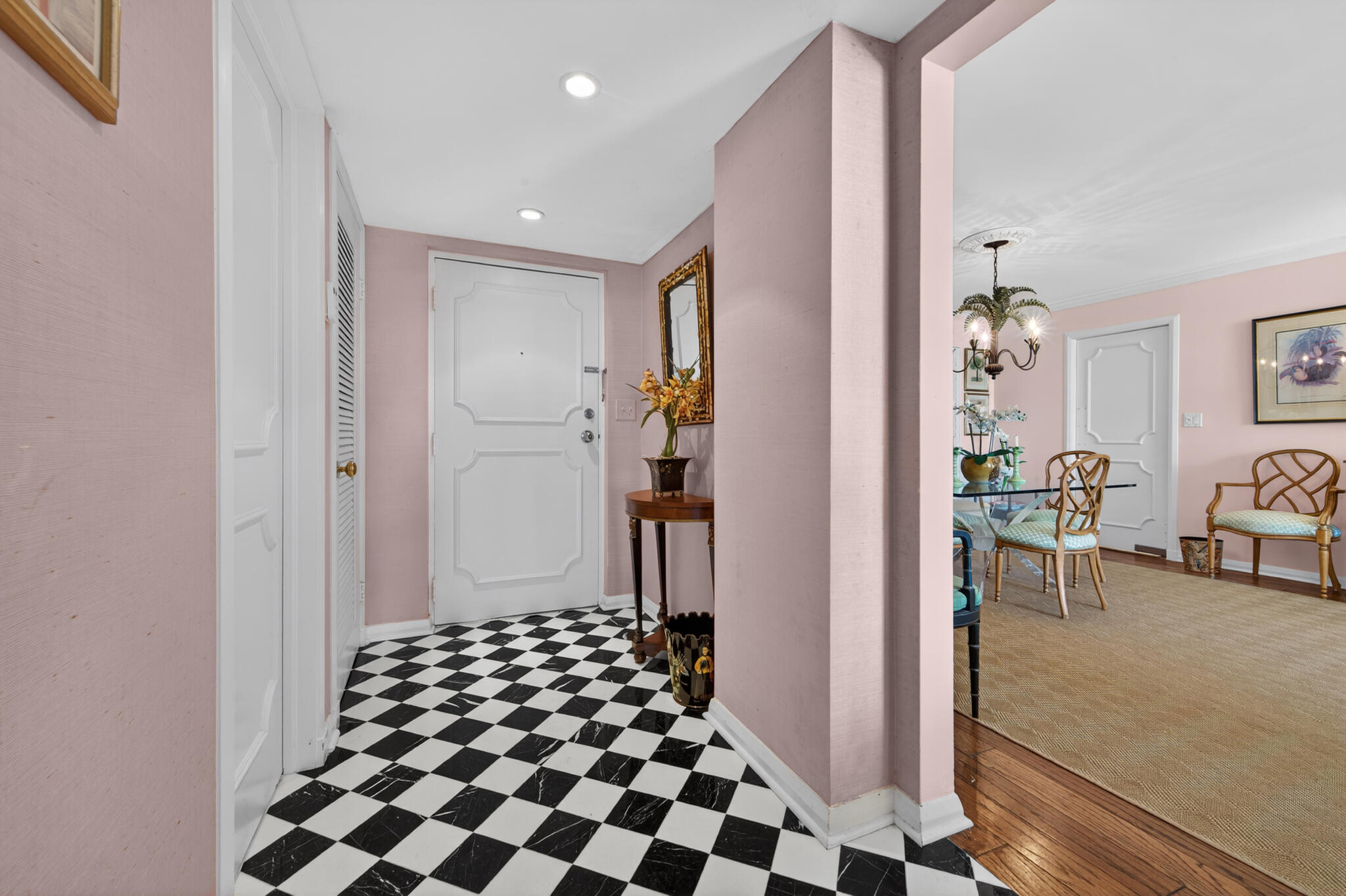 227 Australian Avenue 2c