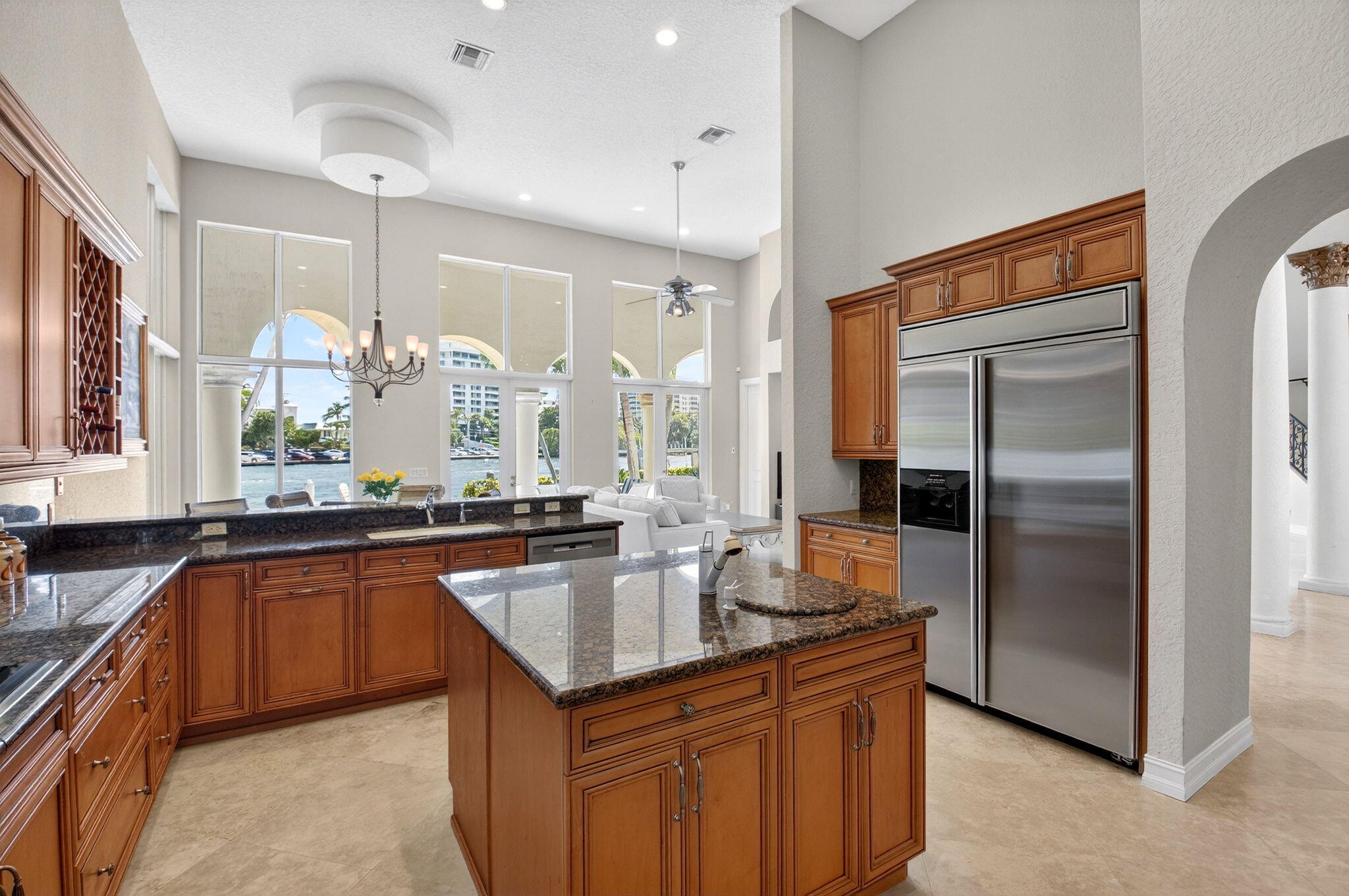 TROPIC ISLE - Residential