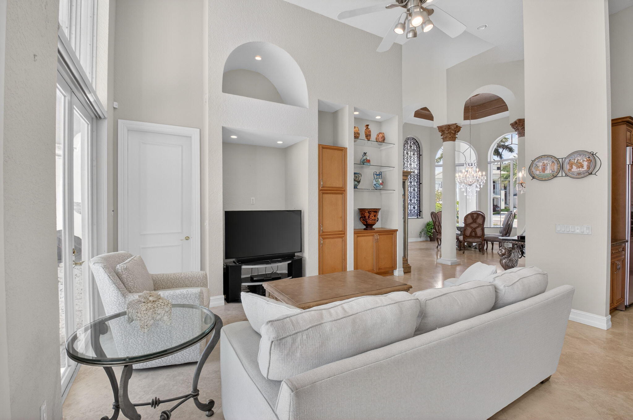 TROPIC ISLE - Residential