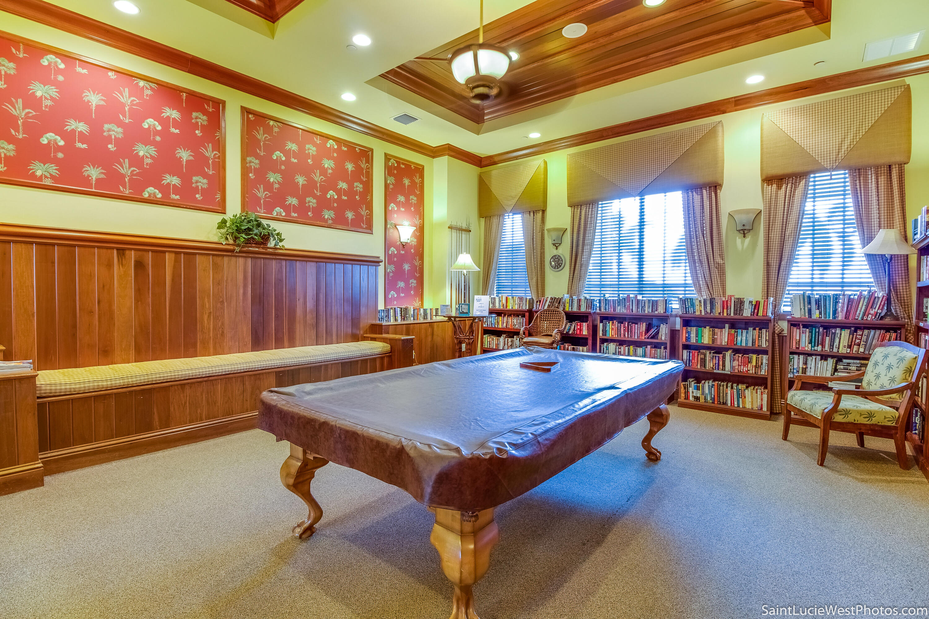 MAGNOLIA LAKES - Residential