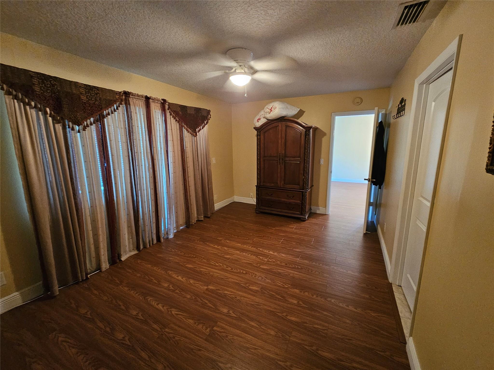Royal Park Gardens I-C Co - Residential Lease